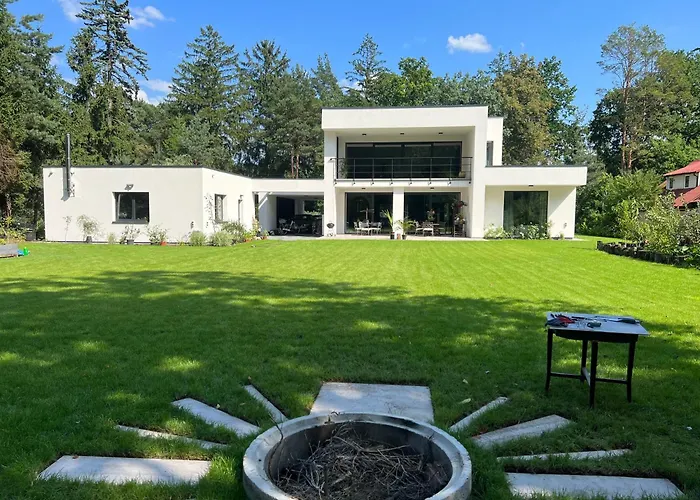 Modern Located In The Heart Of Villa *